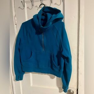 Lululemon Capri Blue XS/S half zip scuba hoodie